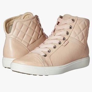 ECCO Quilted High Top Fashion Sneaker in Rose Dust